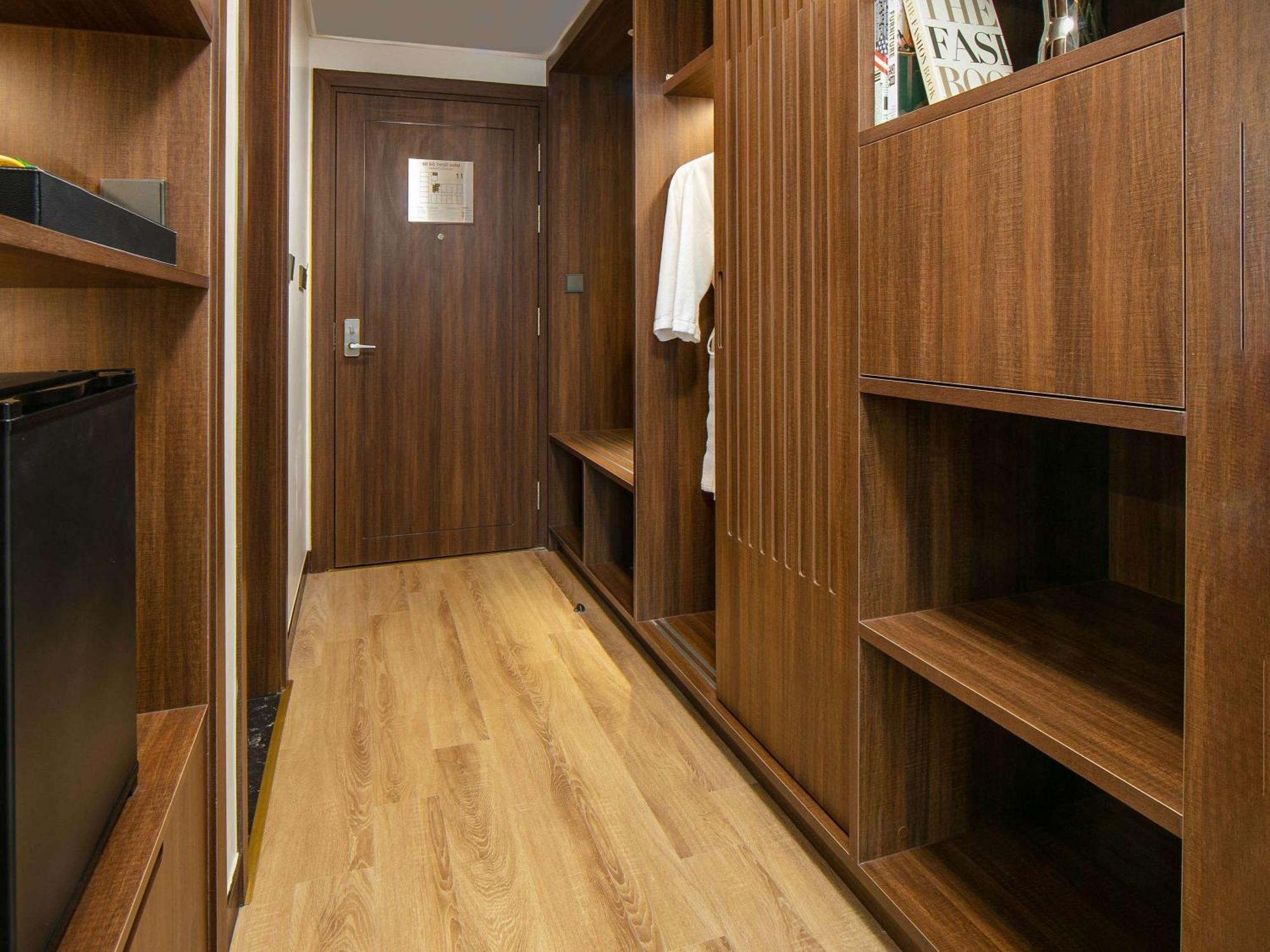 Moevenpick Living West Ханой Екстериор снимка