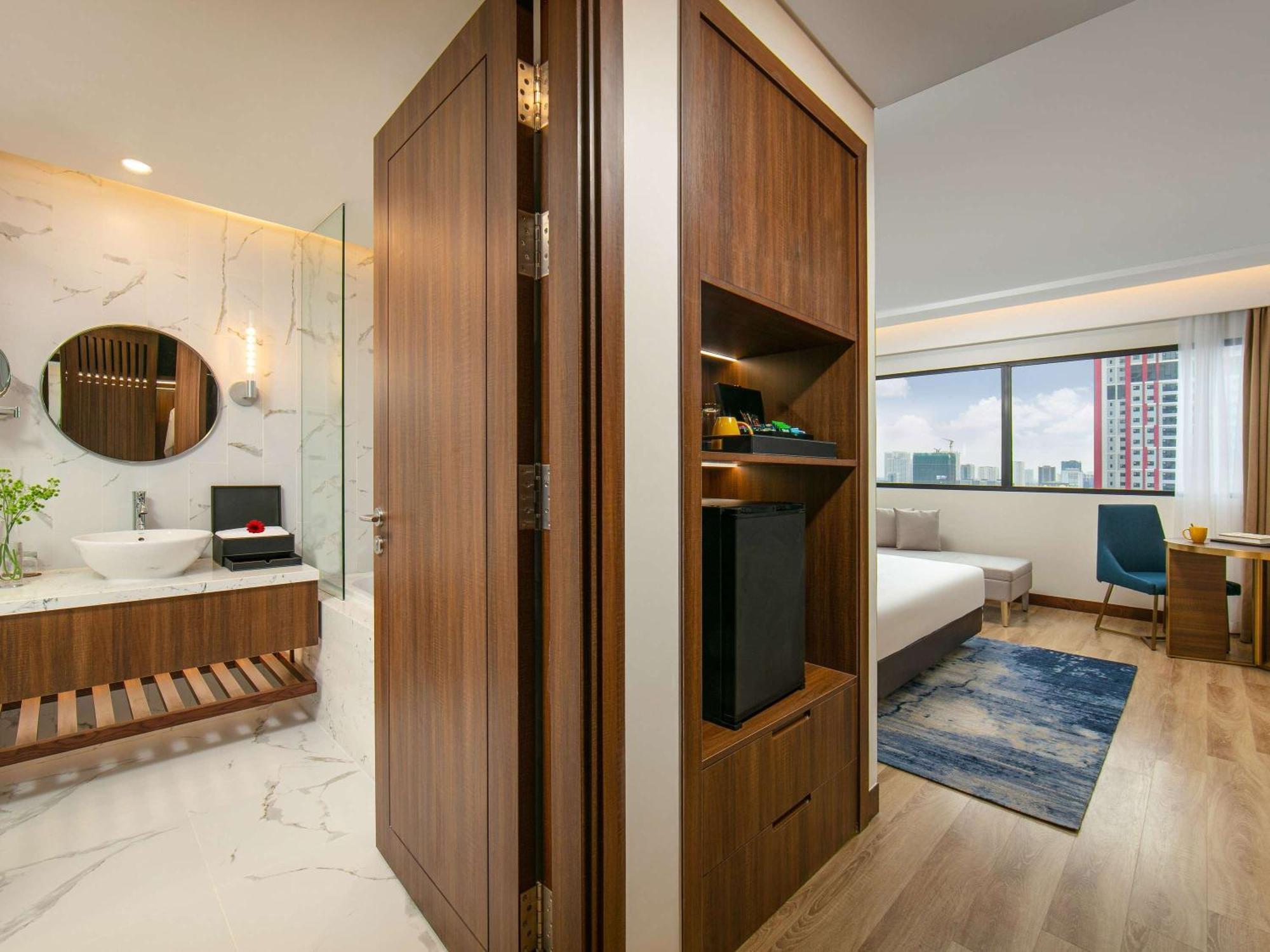 Moevenpick Living West Ханой Екстериор снимка
